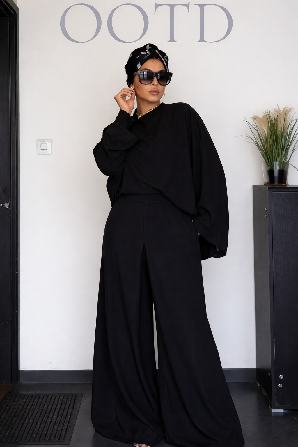 Ensemble NAWAR – Minimalisme Chic & Élégance Moderne ( sans ceinture )